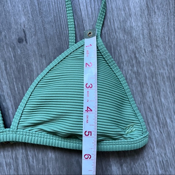 Billabong• Tanlines Ceci Triangle Bikini Top Safari Green - Picture 11 of 12